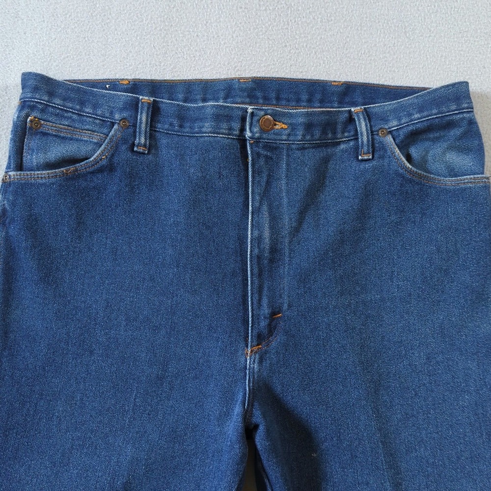 Wrangler Jeans Mens 42x30 (40x30) Blue Vintage Made in USA Regular Fit Denim - Picture 3 of 8